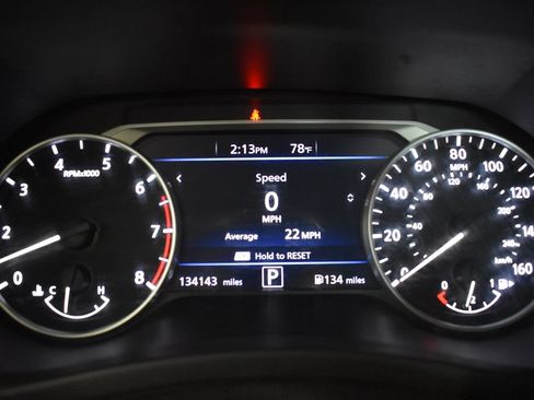 Used 2020 Nissan Sentra SR FWD image 27