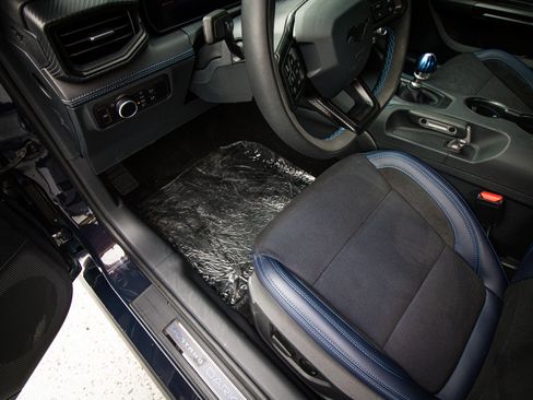 Used 2026 Ford Mustang Dark Horse RWD image 17