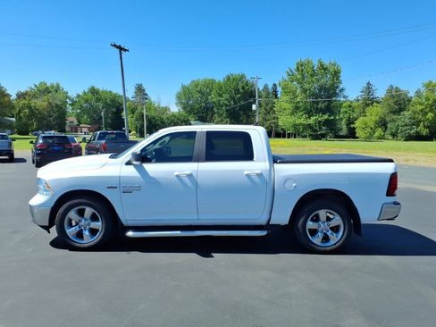 Used 2019 RAM 1500 Big Horn AWD/4WD image 2