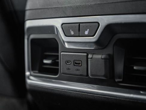 Used 2022 GMC Sierra 3500 AT4 w/ AT4 Preferred Package image 43