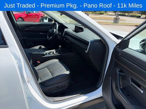 Used 2024 MAZDA CX-50 AWD 2.5 Turbo w/ Premium Pkg image 17