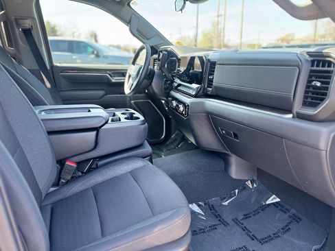 Used 2025 GMC Sierra 1500 Elevation image 10