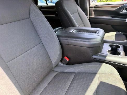 Certified 2023 GMC Yukon SLE AWD/4WD image 6