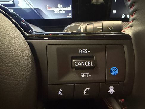 Used 2026 Nissan Kicks SR FWD image 36