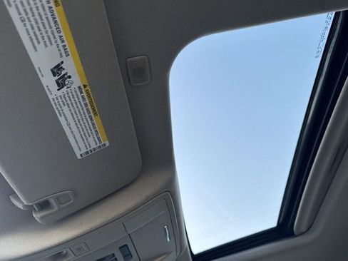 Used 2018 GMC Sierra 1500 SLT image 22