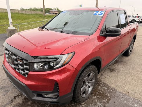 Certified 2025 Honda Ridgeline TrailSport image 7