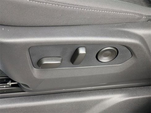 New 2026 GMC Sierra 1500 Elevation image 24