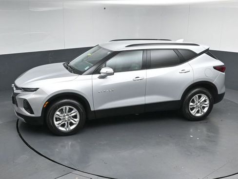 Used 2022 Chevrolet Blazer LT AWD/4WD image 47