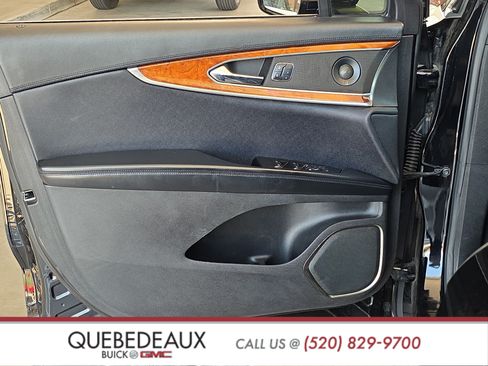 Used 2016 Lincoln MKX Reserve FWD image 9