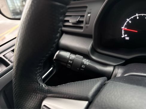 Used 2024 Toyota 4Runner SR5 Premium w/ Moonroof Package image 19