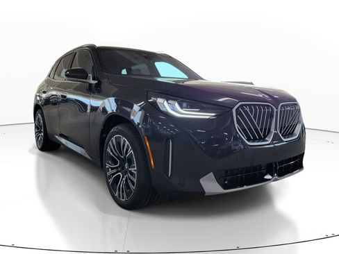 Used 2026 BMW X3 xDrive30 w/ Premium Package image 3