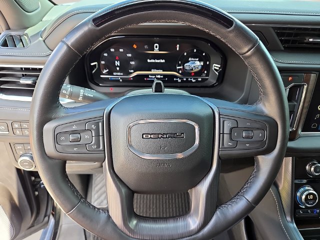 Used 2023 GMC Yukon XL Denali Ultimate AWD/4WD image 24