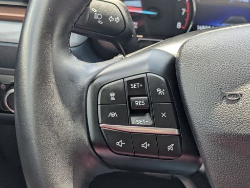 Used 2024 Ford Maverick Lariat w/ FX4 Off-Road Package AWD/4WD image 19
