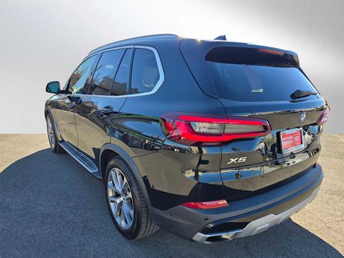 Used 2023 BMW X5 xDrive45e image 9