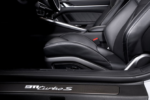 Used 2021 Porsche 911 Turbo S AWD/4WD image 18