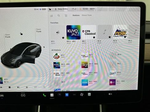 Used 2020 Tesla Model 3 Long Range image 16