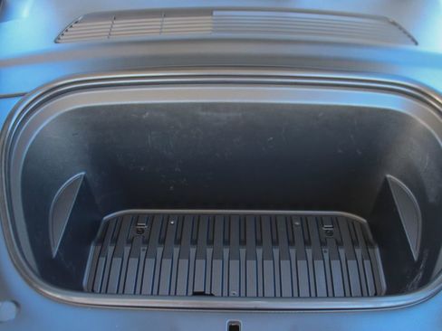 Used 2021 Tesla Model Y Long Range image 45