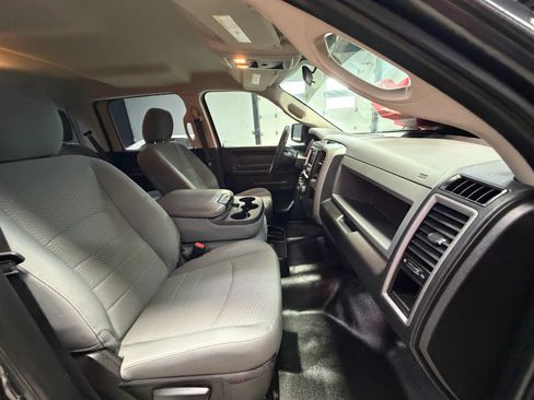 Used 2017 RAM 1500 Tradesman w/ Popular Equipment Group AWD/4WD image 34