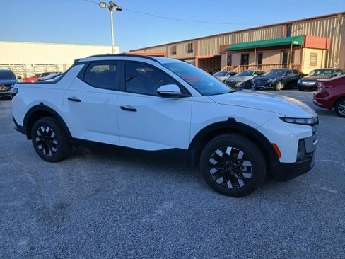 Used 2026 Hyundai Santa Cruz SEL FWD image 3