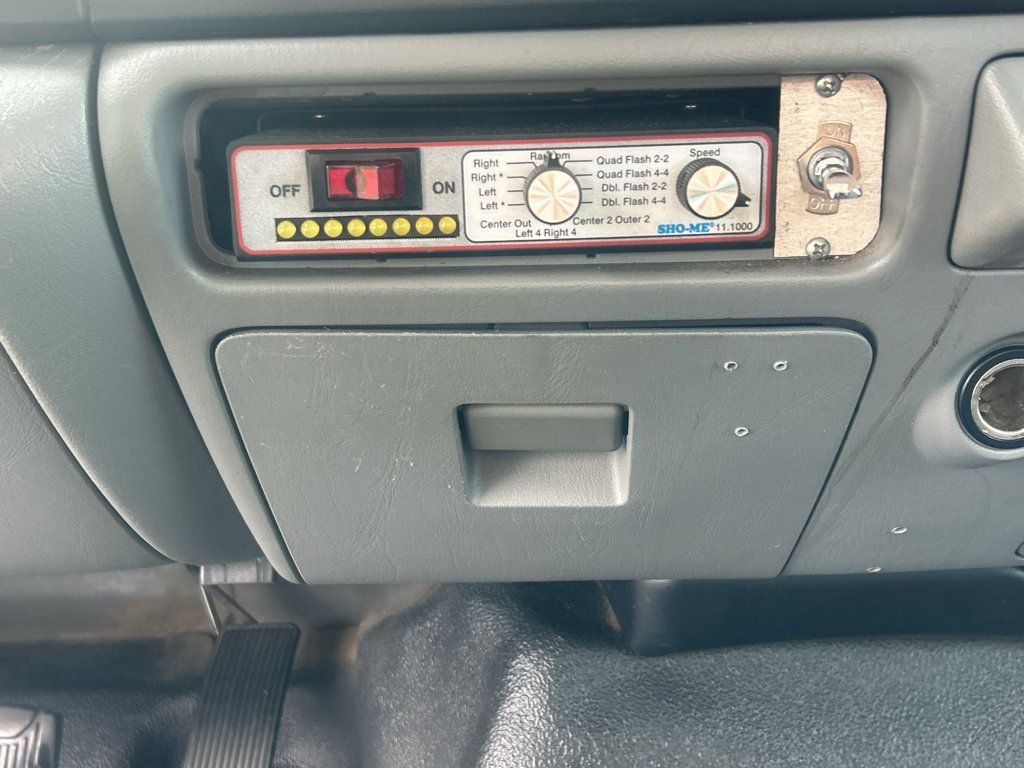 Used 2005 Ford F350 XLT RWD image 21