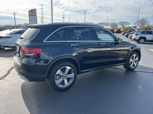 Used 2022 Mercedes-Benz GLC 300 w/ Premium Package Lite image 19