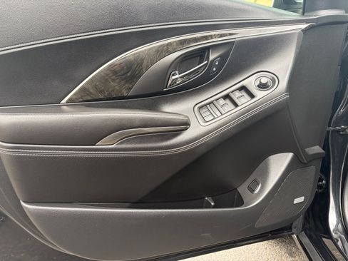 Used 2014 Buick LaCrosse Premium w/ Driver Confidence Package image 18