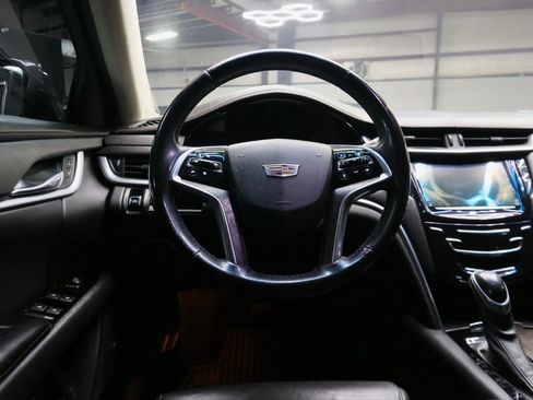 Used 2018 Cadillac XTS w/ Rear Seat Comfort Package image 37