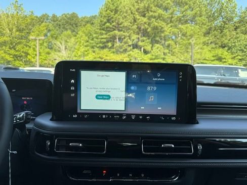 New 2025 Lincoln Aviator Reserve w/ Equipment Group 201A image 9