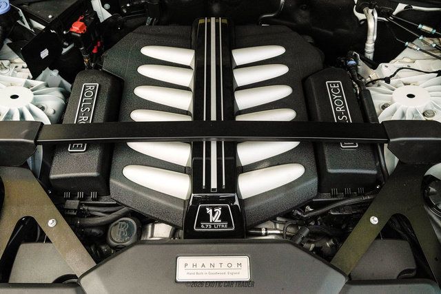 Used 2020 Rolls-Royce Phantom Sedan RWD image 18