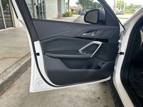 Used 2026 BMW X2 xDrive28i AWD/4WD image 38