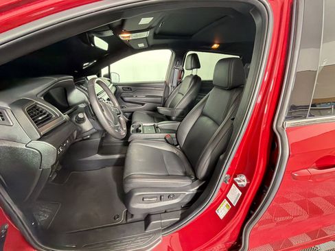 Used 2025 Honda Odyssey Sport-L image 5