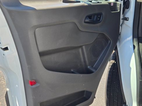 Used 2020 Ford Transit 250 Low Roof RWD image 13