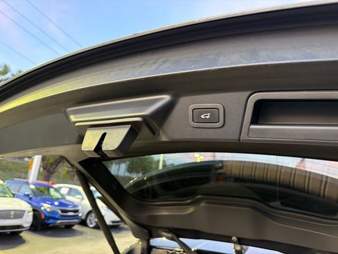 Used 2020 Land Rover Range Rover Velar SV Autobiography Dynamic AWD/4WD image 10