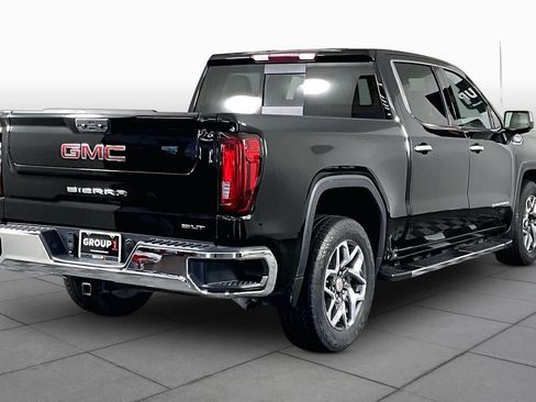 Used 2023 GMC Sierra 1500 SLT RWD image 12