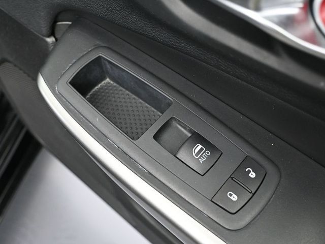 Used 2020 Jeep Cherokee High Altitude AWD/4WD image 36