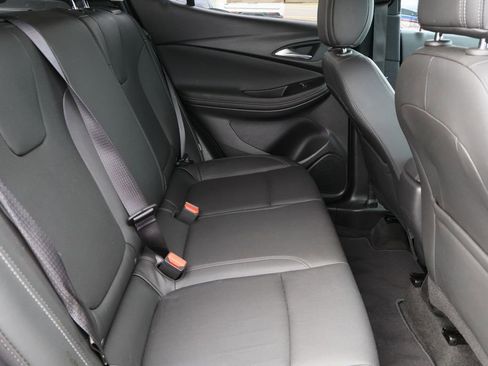 Certified 2024 Buick Encore GX Sport Touring image 26