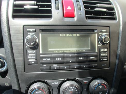 Used 2015 Subaru Forester 2.0XT Touring AWD/4WD image 17