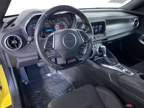 Certified 2018 Chevrolet Camaro SS RWD image 2