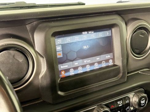 Used 2023 Jeep Wrangler Unlimited Sport AWD/4WD image 14