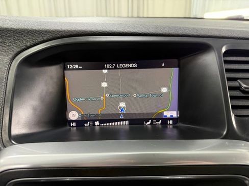 Used 2018 Volvo S60 T5 Dynamic w/ Vision Package image 14