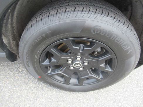 Used 2024 Ford Bronco Sport Big Bend w/ Convenience Package AWD/4WD image 11
