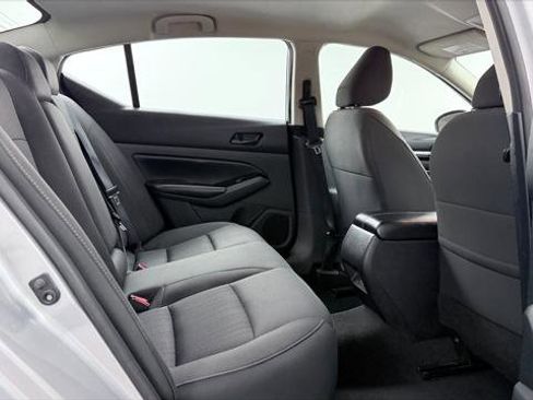 Used 2023 Nissan Altima 2.5 SV FWD image 19