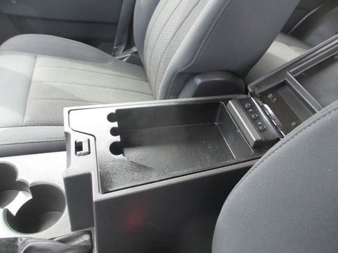 Used 2012 Jeep Liberty Sport AWD/4WD image 25