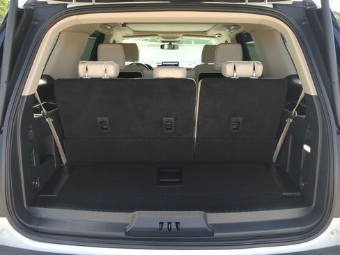 Certified 2023 Ford Expedition Platinum AWD/4WD image 11
