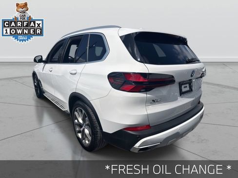 Used 2025 BMW X5 xDrive50e image 8