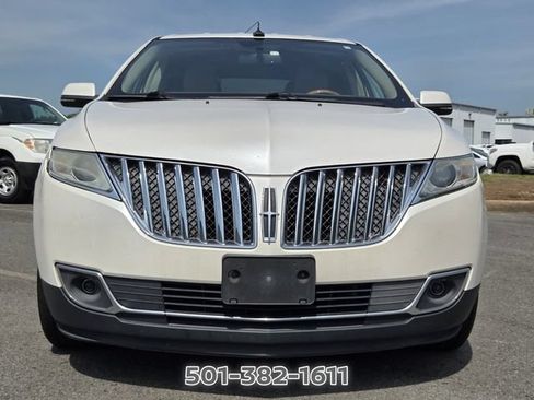 Used 2014 Lincoln MKX FWD w/ Equipment Group 101A image 8
