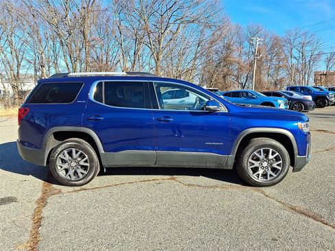 Certified 2023 GMC Acadia SLE w/ Driver Convenience Package image 26