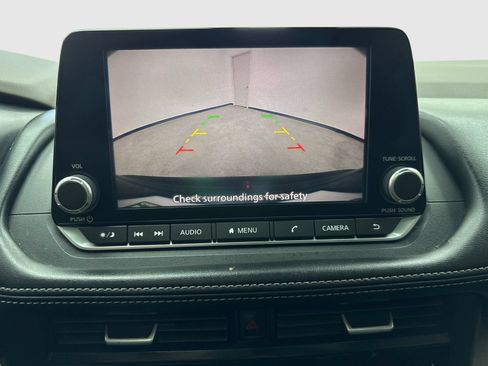 Used 2023 Nissan Rogue SV w/ SV Premium B Package FWD image 28