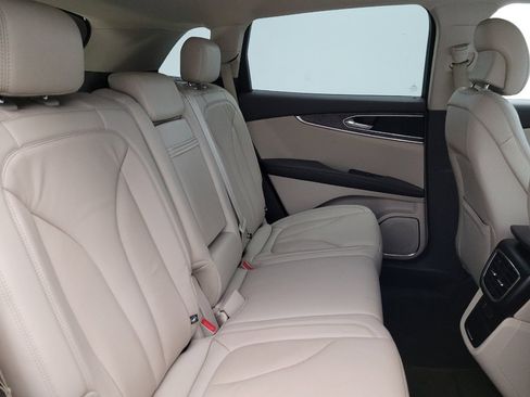 Used 2019 Lincoln Nautilus Select AWD/4WD image 19
