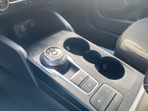 Used 2025 Ford Escape Active image 27